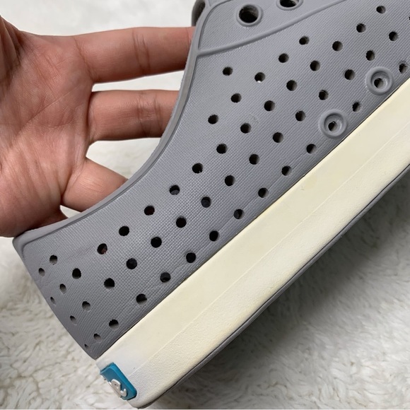 Native Jefferson Men's Gray White Slip On Rubber Slip On Shoes Size 7 - Picture 9 of 15